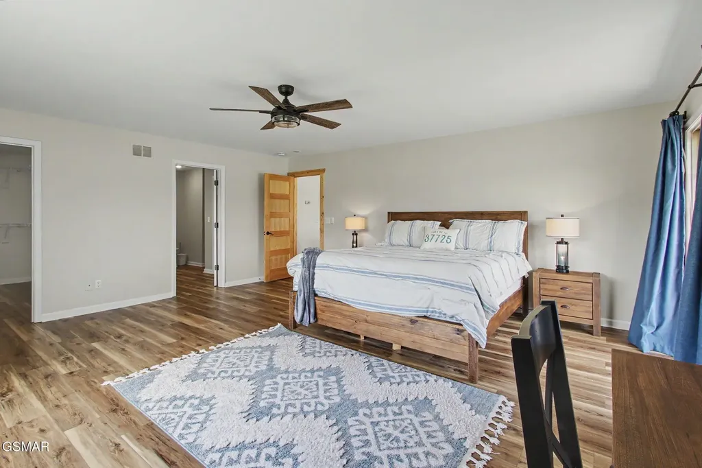 1820 Harbor Hills Lane Dandridge TN 37725