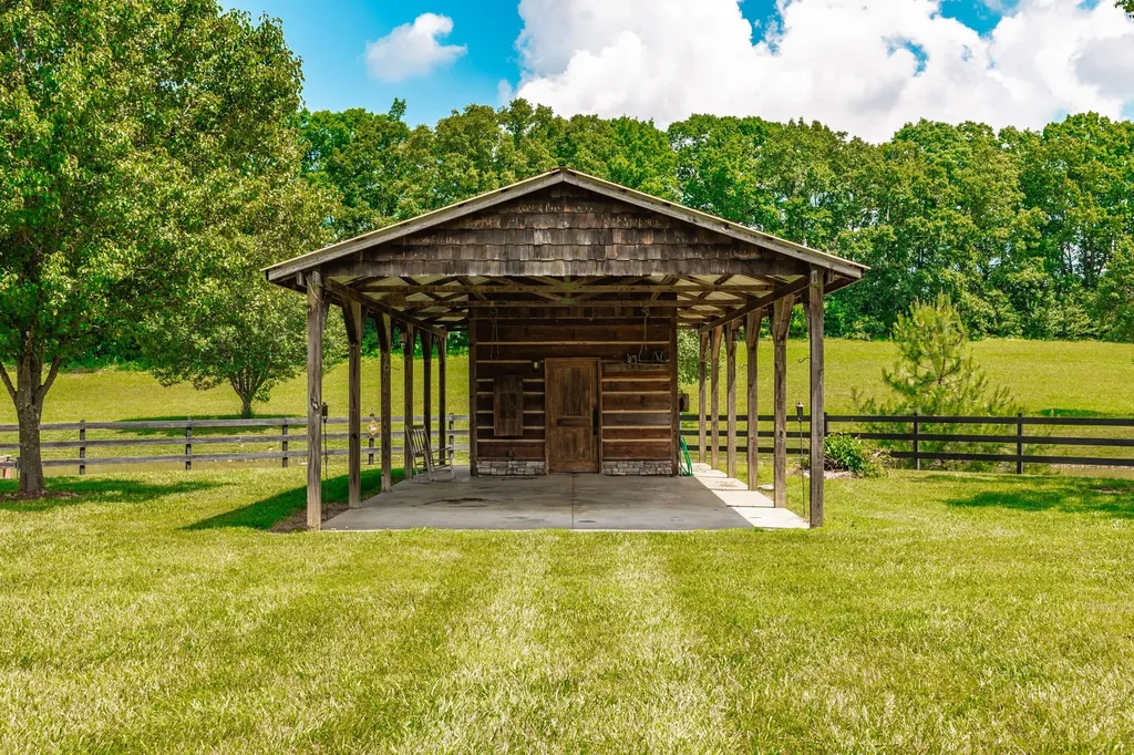 0 New Hall Road Greenbrier TN 37073