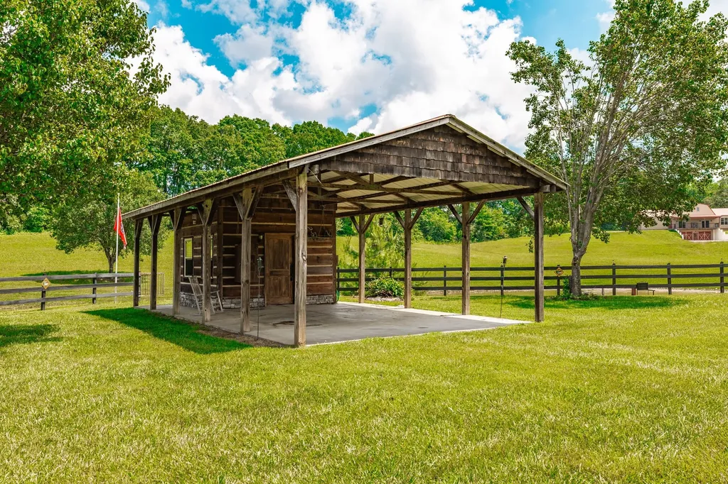 0 New Hall Road Greenbrier TN 37073
