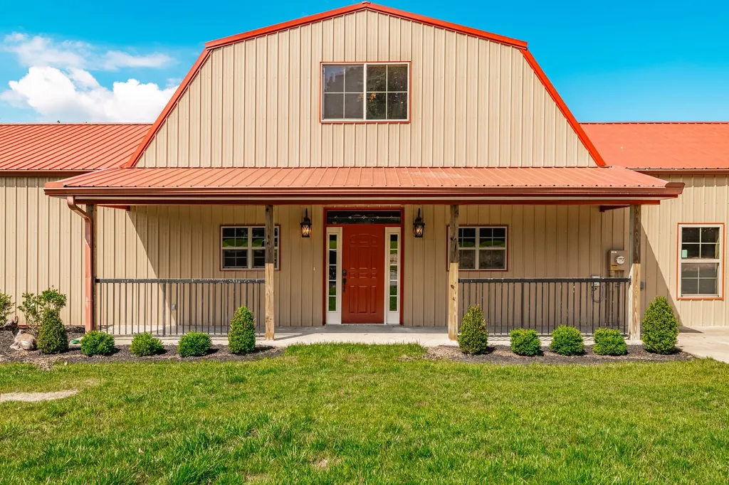 2726 New Hall Road Greenbrier TN 37073