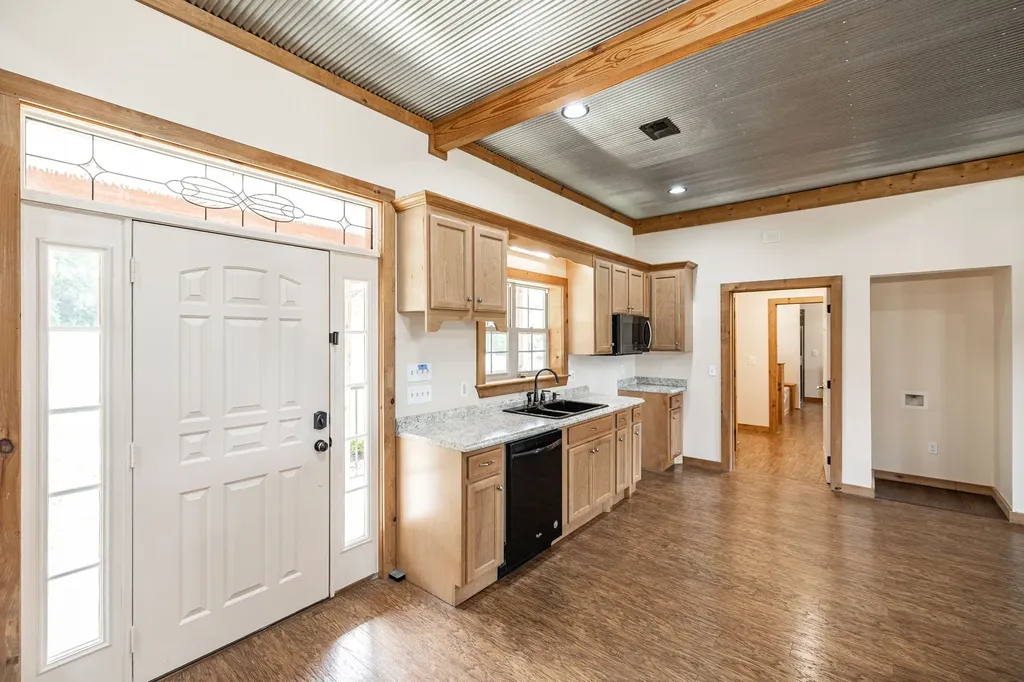 2726 New Hall Road Greenbrier TN 37073