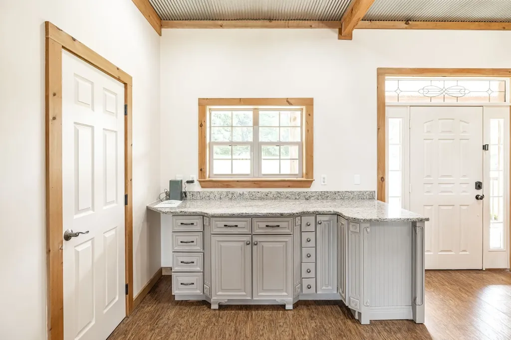 2726 New Hall Road Greenbrier TN 37073