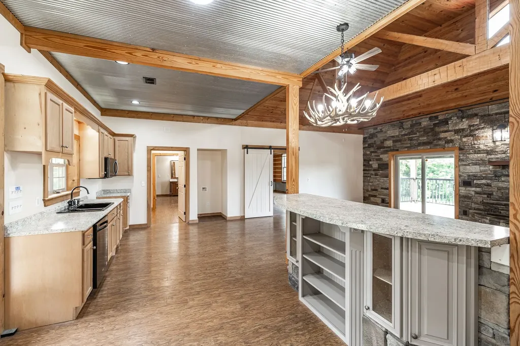 2726 New Hall Road Greenbrier TN 37073