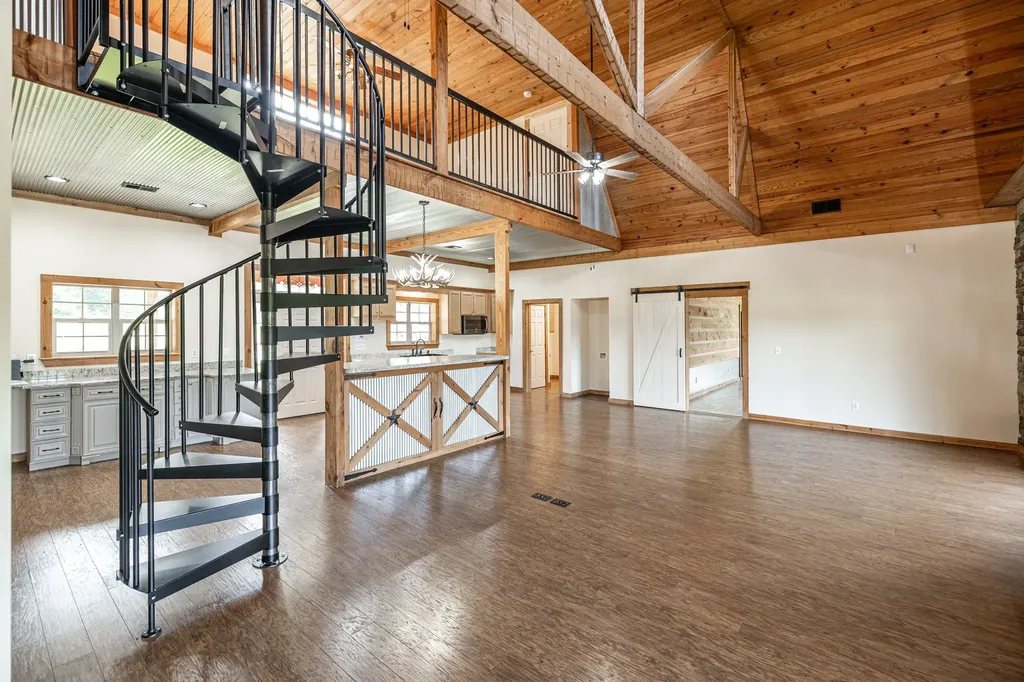 2726 New Hall Road Greenbrier TN 37073