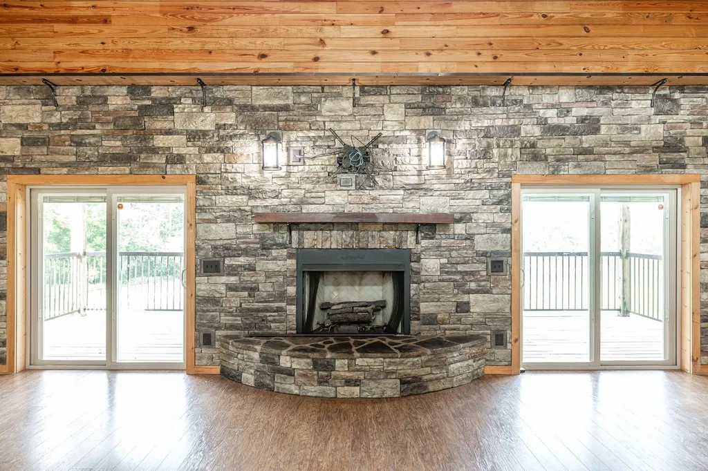 2726 New Hall Road Greenbrier TN 37073