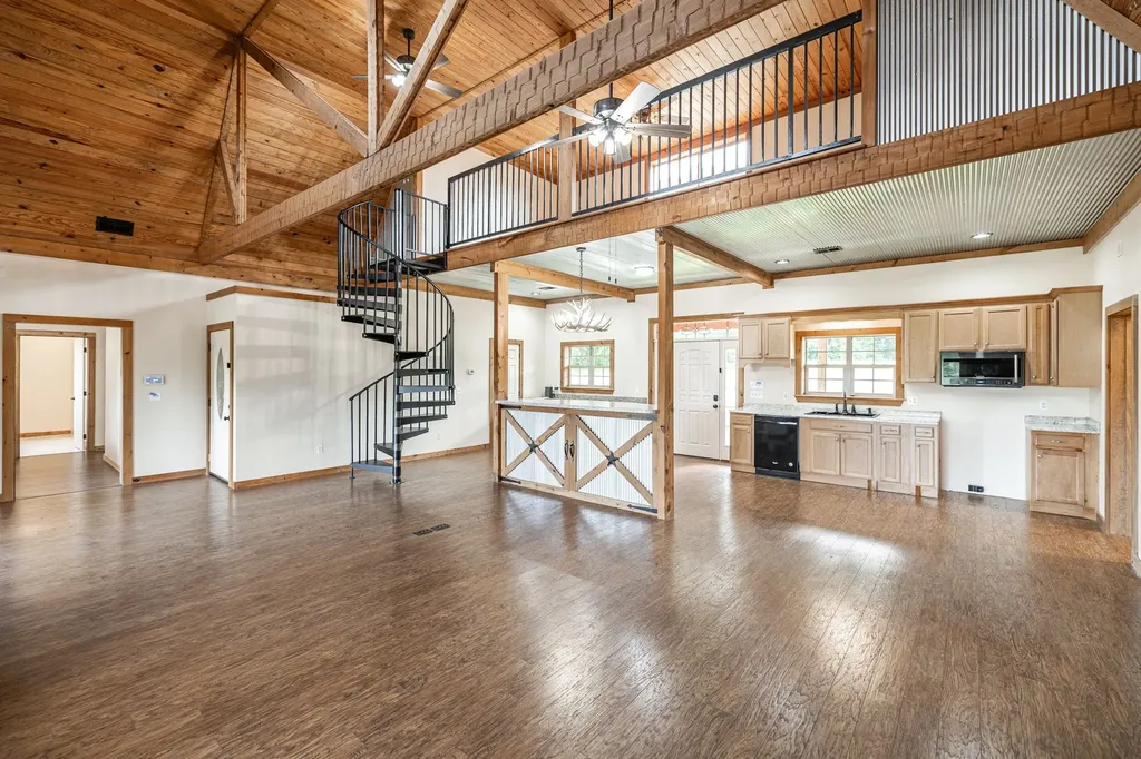 2726 New Hall Road Greenbrier TN 37073