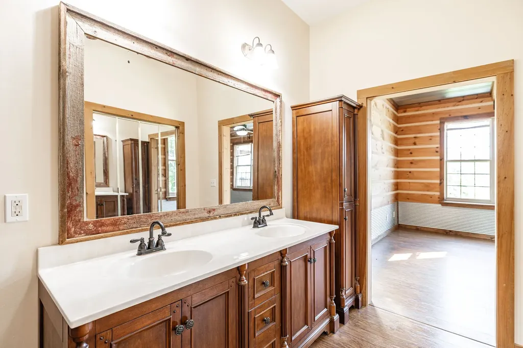 2726 New Hall Road Greenbrier TN 37073