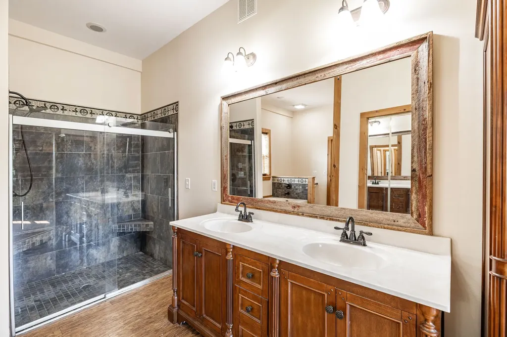 2726 New Hall Road Greenbrier TN 37073