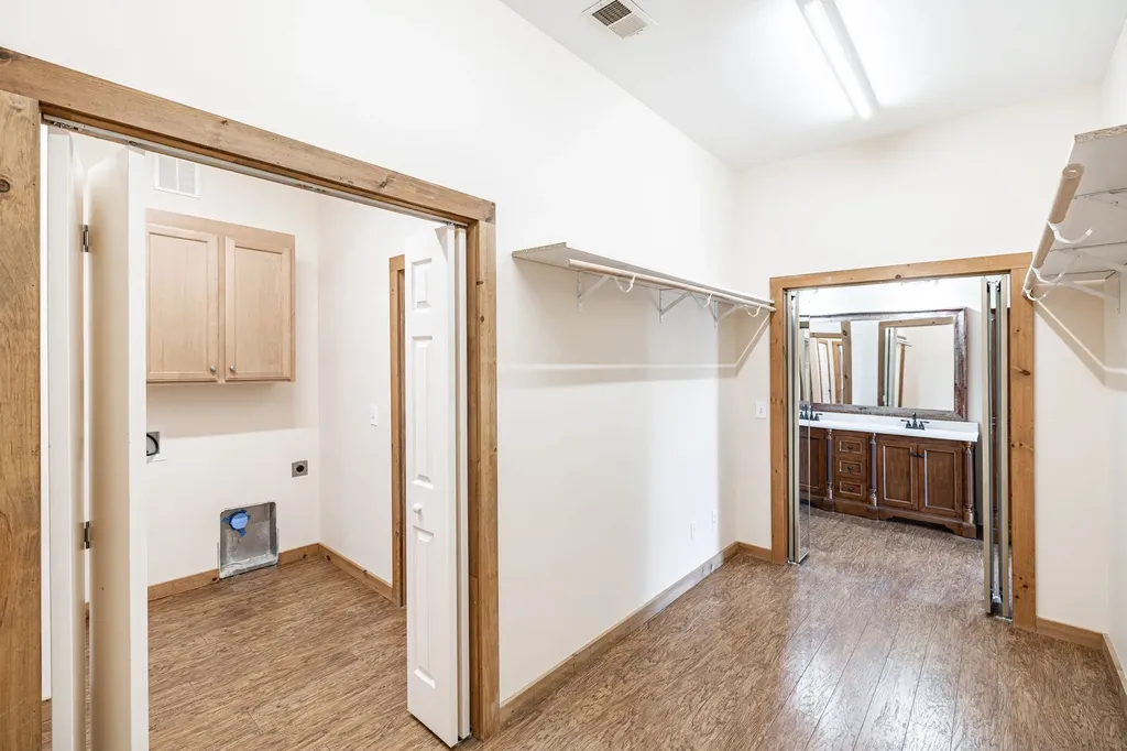 2726 New Hall Road Greenbrier TN 37073