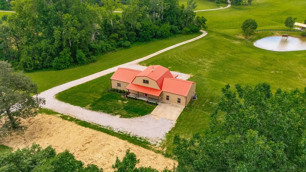 2726 New Hall Road Greenbrier TN 37073