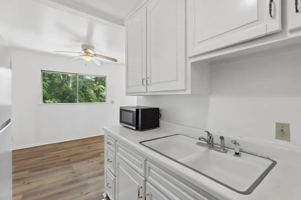 550 Harding Place Nashville TN 37211