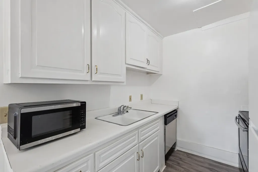 550 Harding Place Nashville TN 37211