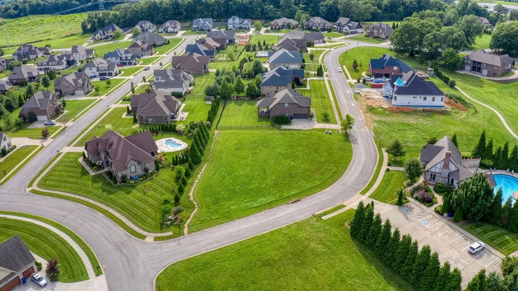 216 Hutchins Camp Trace Clarksville TN 37043