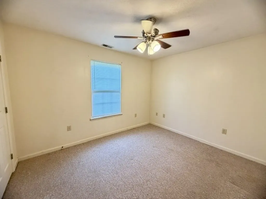 46 Woods Edge Road Winchester TN 37398