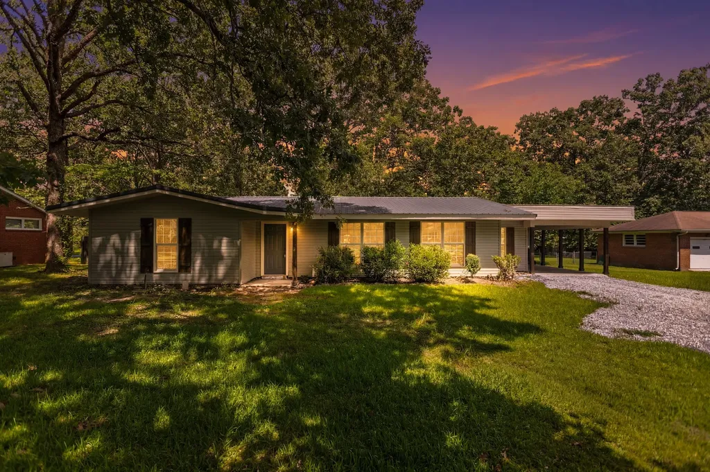 204 Foxboro Lane Tullahoma TN 37388