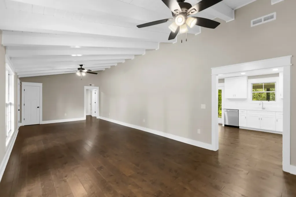 204 Foxboro Lane Tullahoma TN 37388