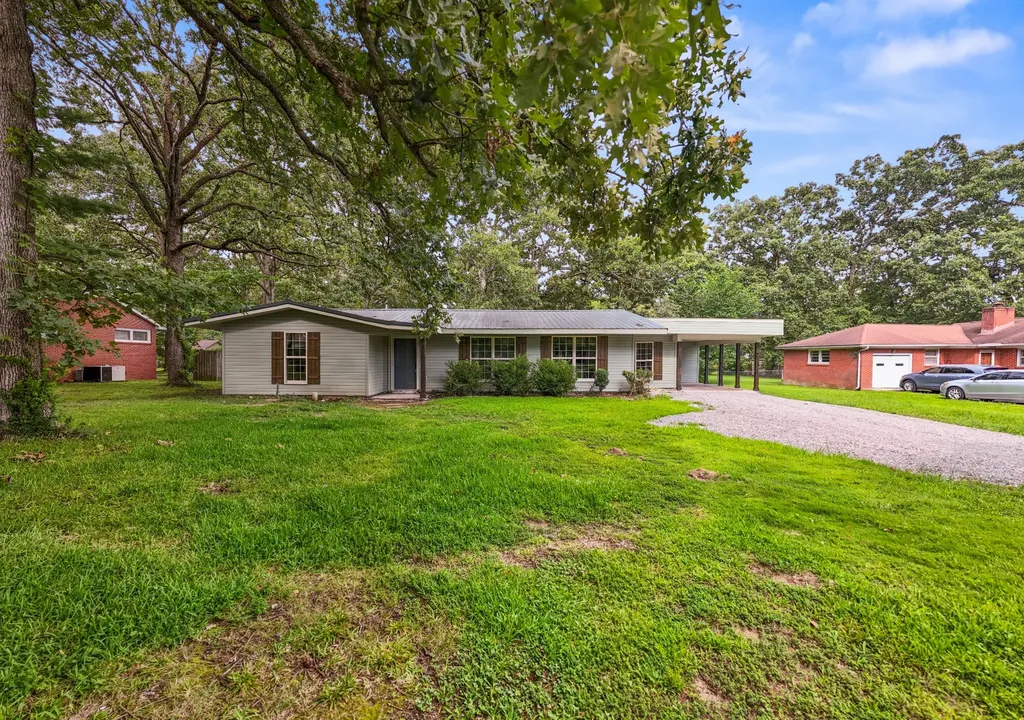 204 Foxboro Lane Tullahoma TN 37388