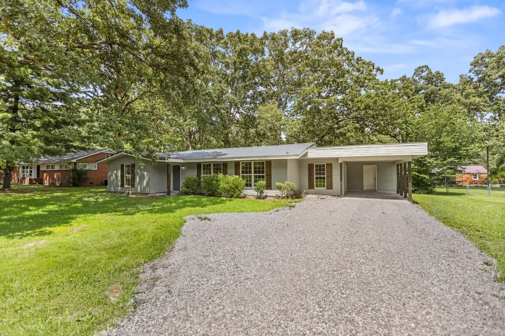 204 Foxboro Lane Tullahoma TN 37388