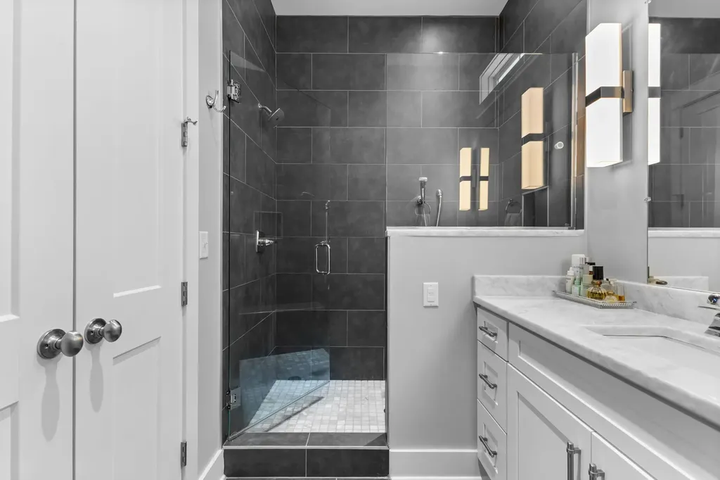 911 Cahal Avenue Nashville TN 37206