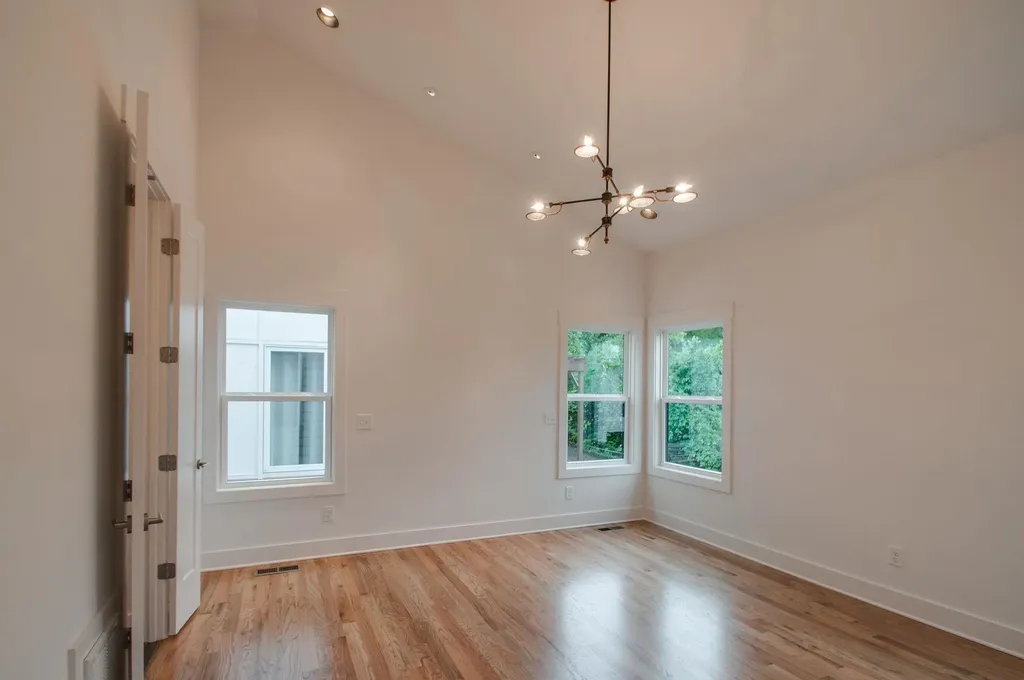 1001 9th Ave, S Nashville TN 37203