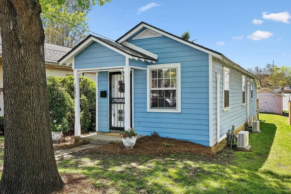 1323 7th Ave, N Nashville TN 37208