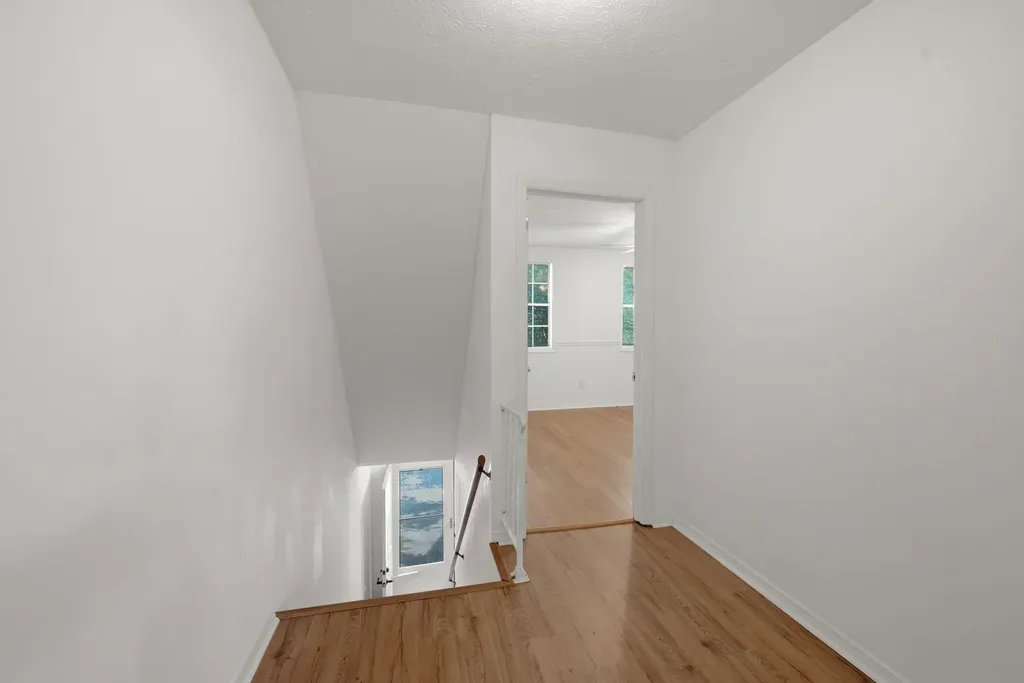 211 Oak Grove Drive Nashville TN 37217