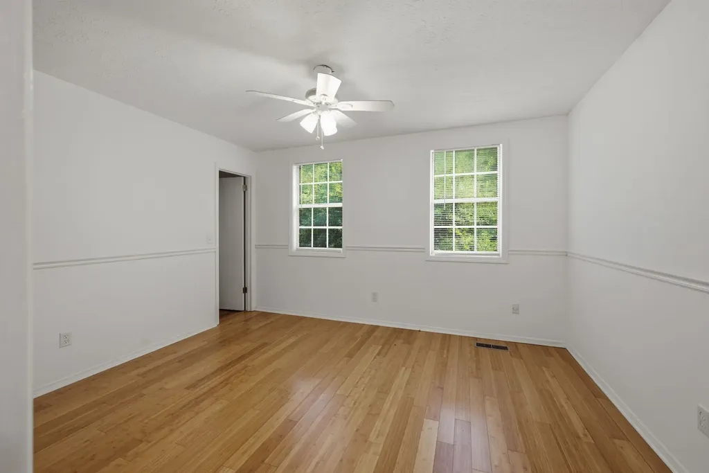 211 Oak Grove Drive Nashville TN 37217