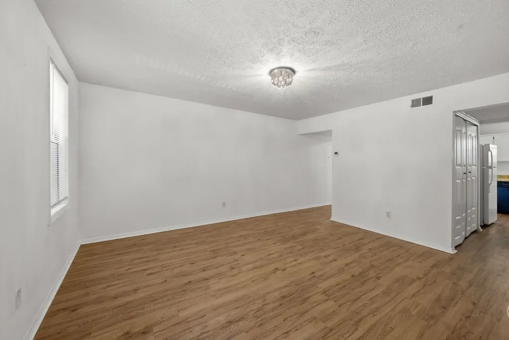 211 Oak Grove Drive Nashville TN 37217