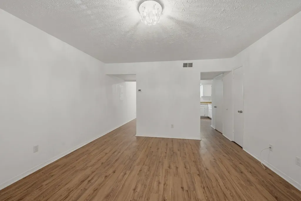 211 Oak Grove Drive Nashville TN 37217