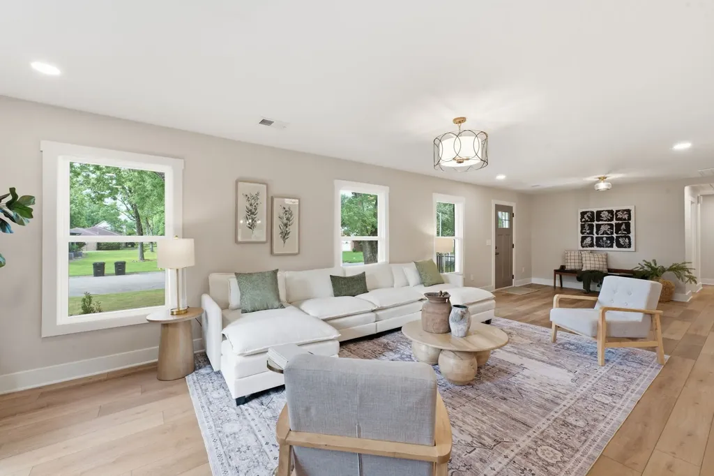 510 Iris Avenue Murfreesboro TN 37128
