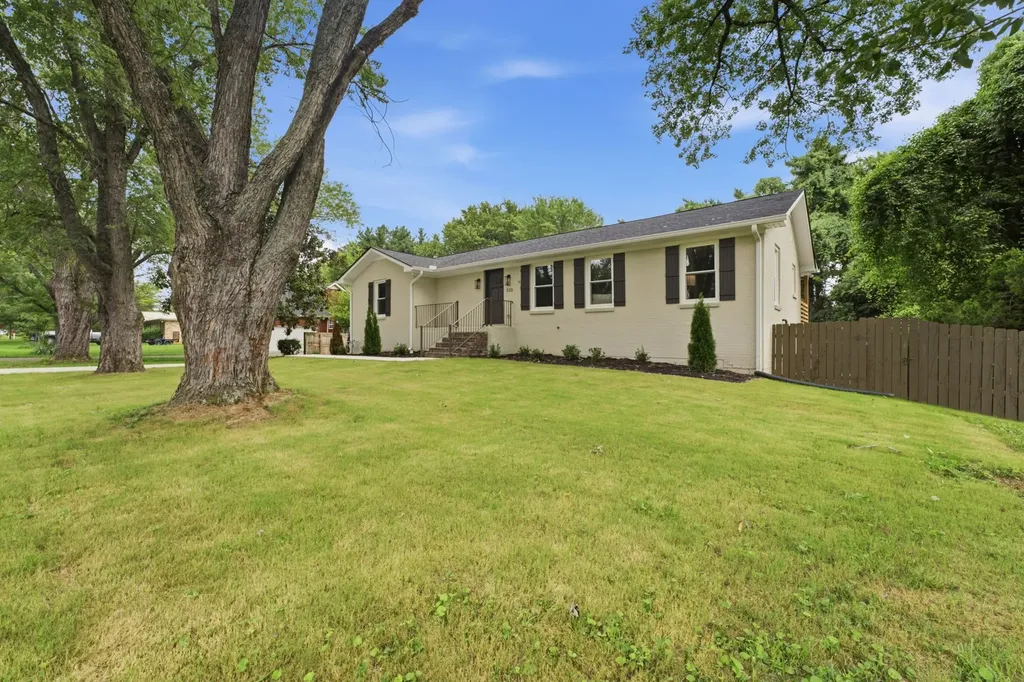 510 Iris Avenue Murfreesboro TN 37128