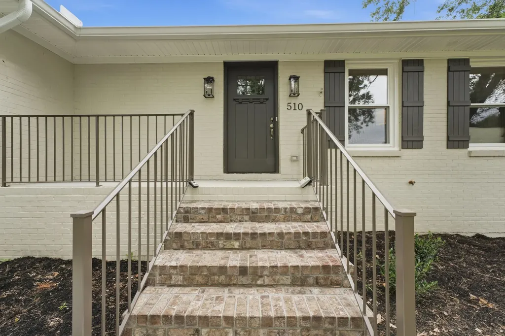 510 Iris Avenue Murfreesboro TN 37128