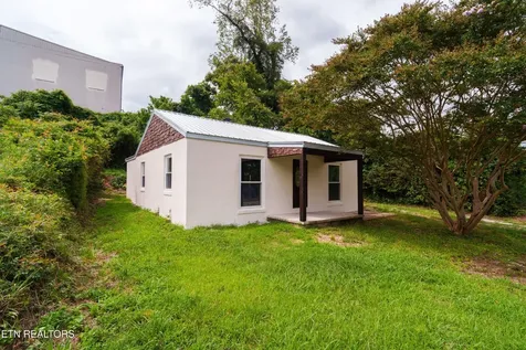 23 S Carter Street Sparta TN 38583