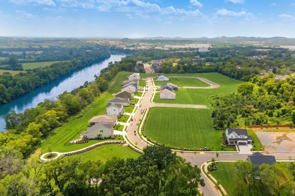 1104 Riverview Run Madison TN 37115