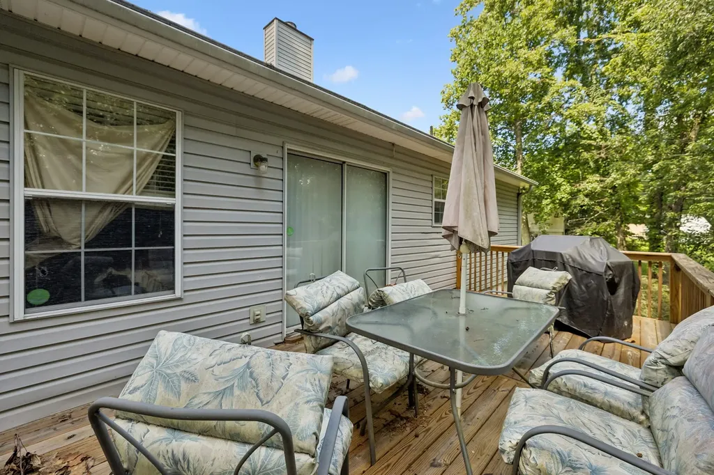 1044 Winding Way Drive White House TN 37188