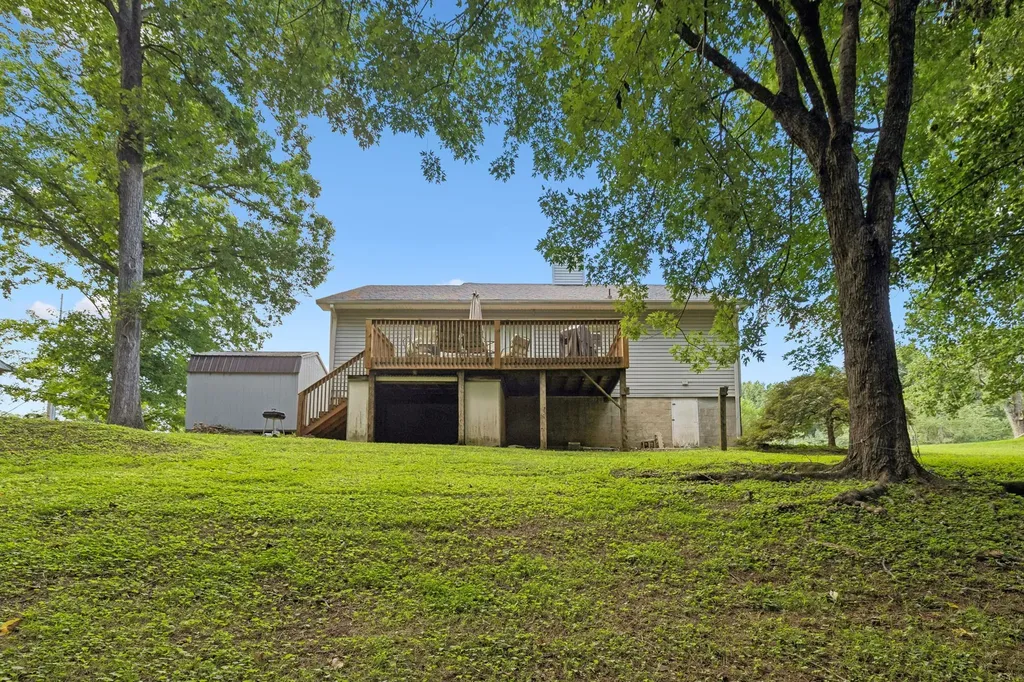 1044 Winding Way Drive White House TN 37188