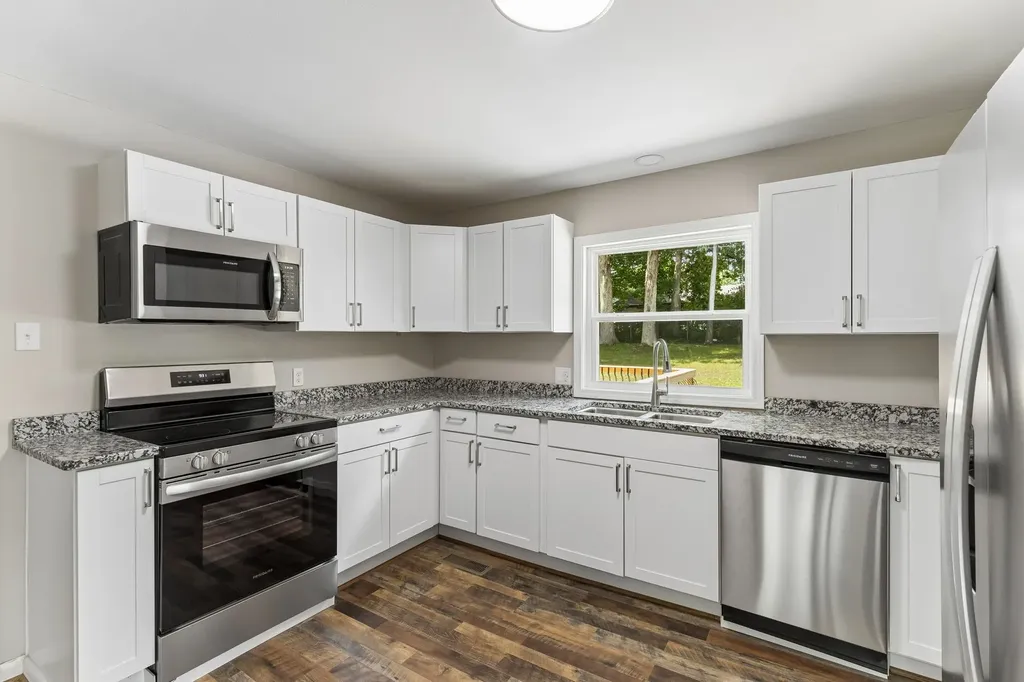 668 Jackson Avenue Lewisburg TN 37091