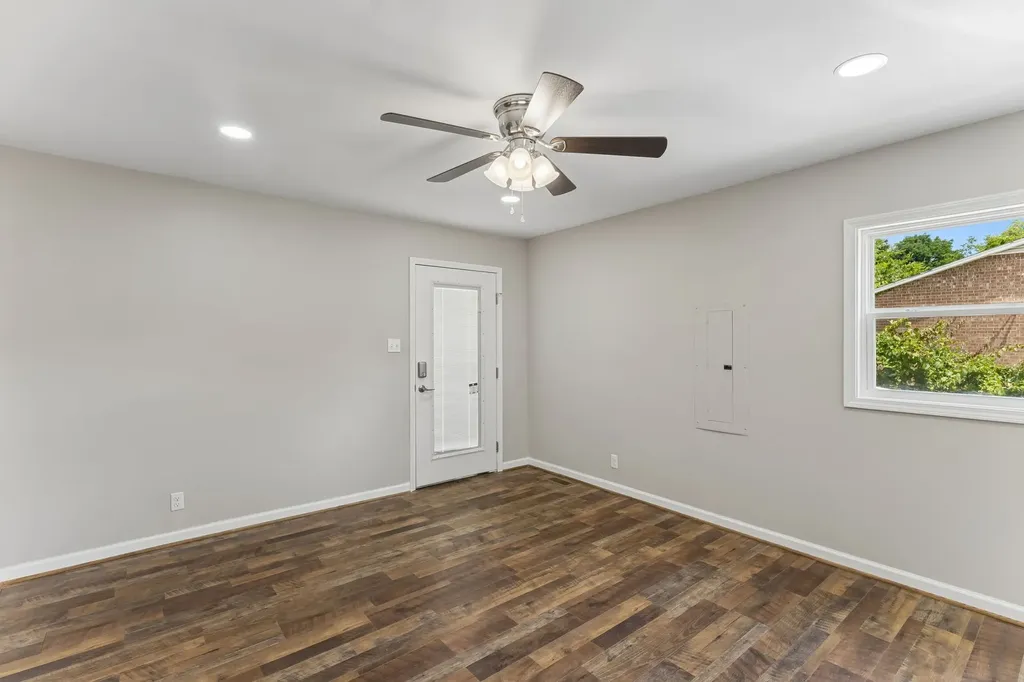 668 Jackson Avenue Lewisburg TN 37091