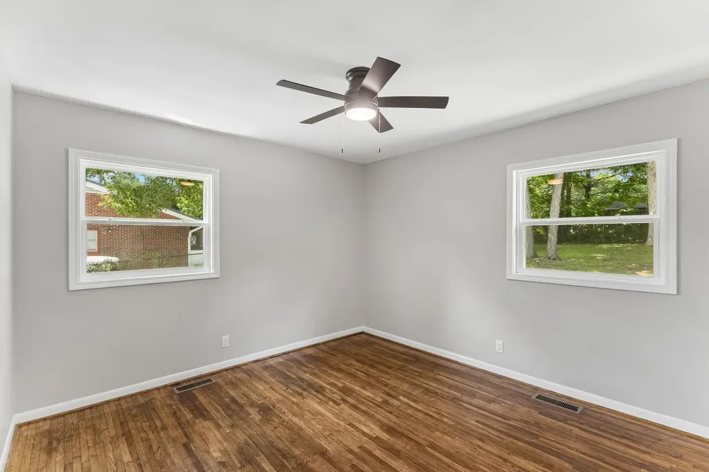 668 Jackson Avenue Lewisburg TN 37091