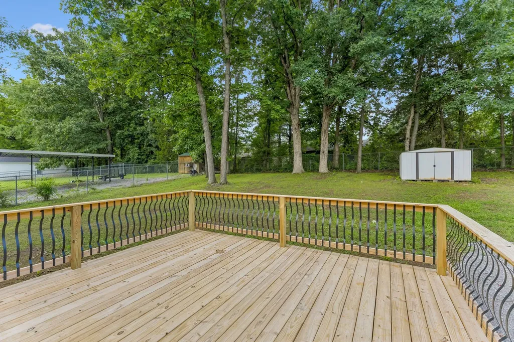 668 Jackson Avenue Lewisburg TN 37091