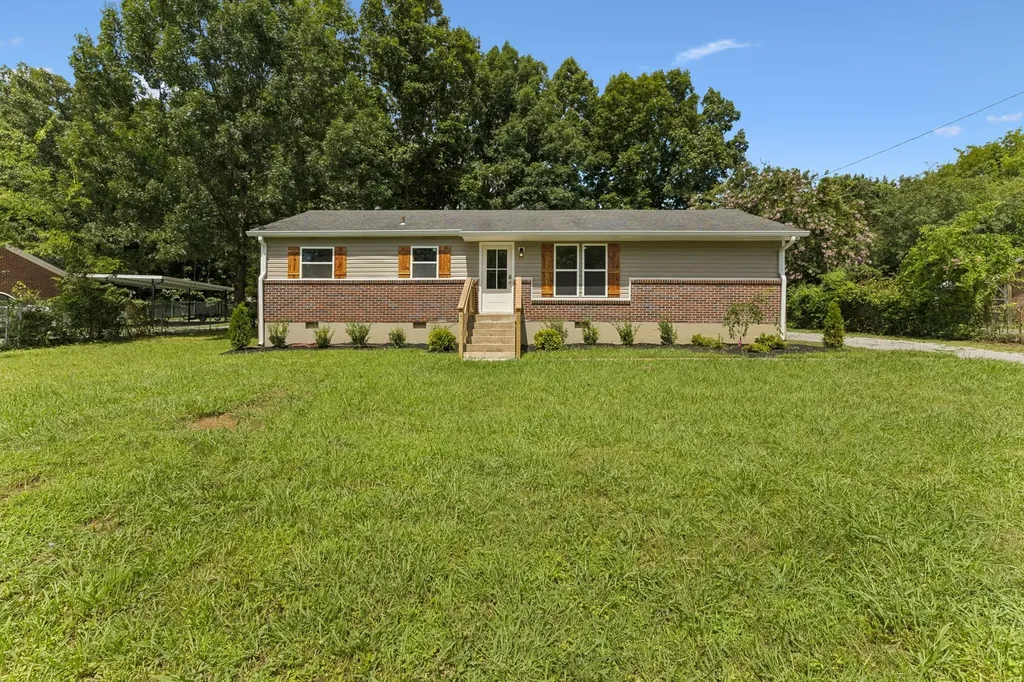 668 Jackson Avenue Lewisburg TN 37091