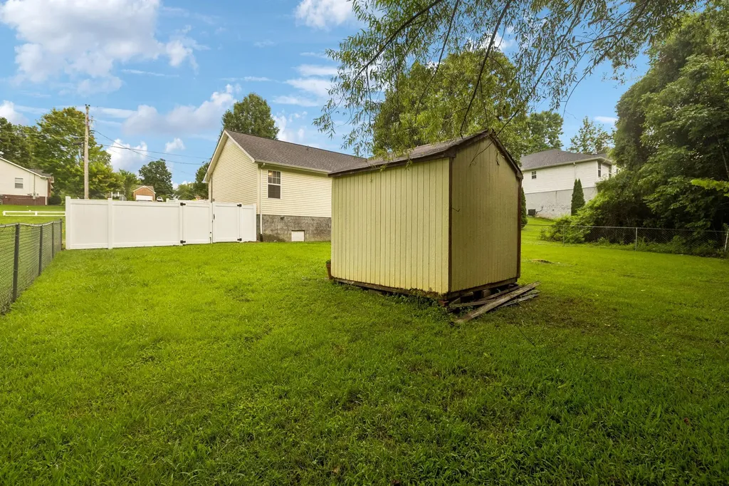 412 Shady Hill Road Dickson TN 37055