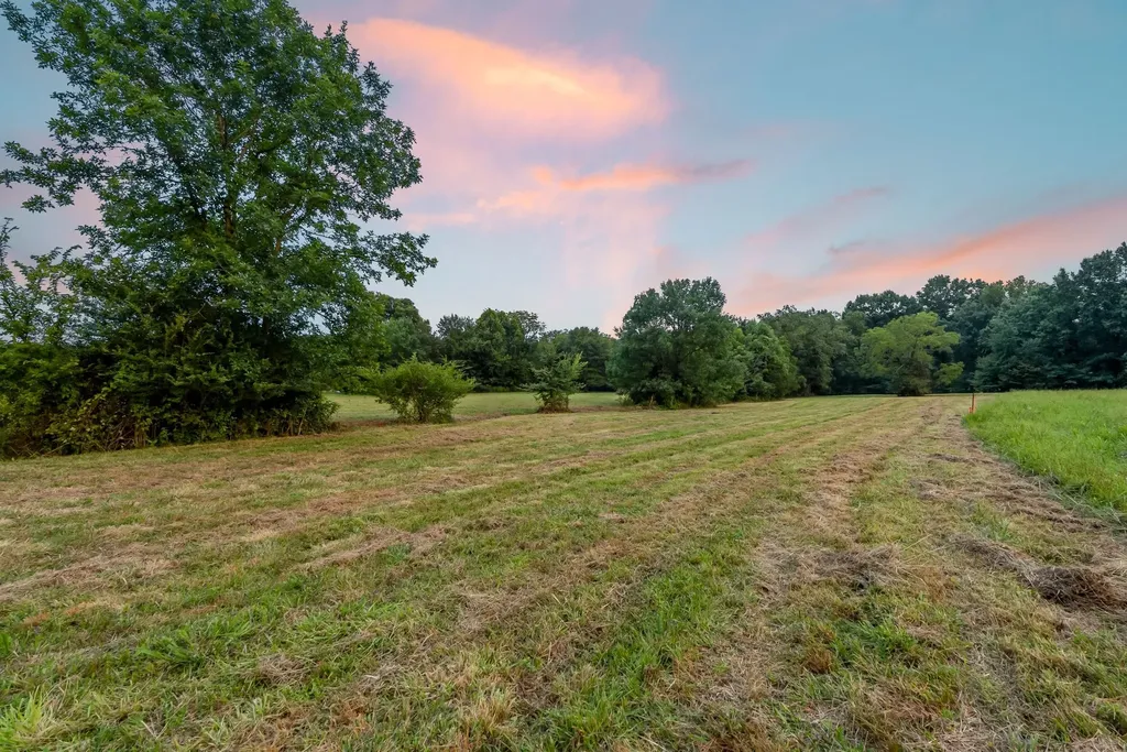 0 Columbia Road Dickson TN 37055
