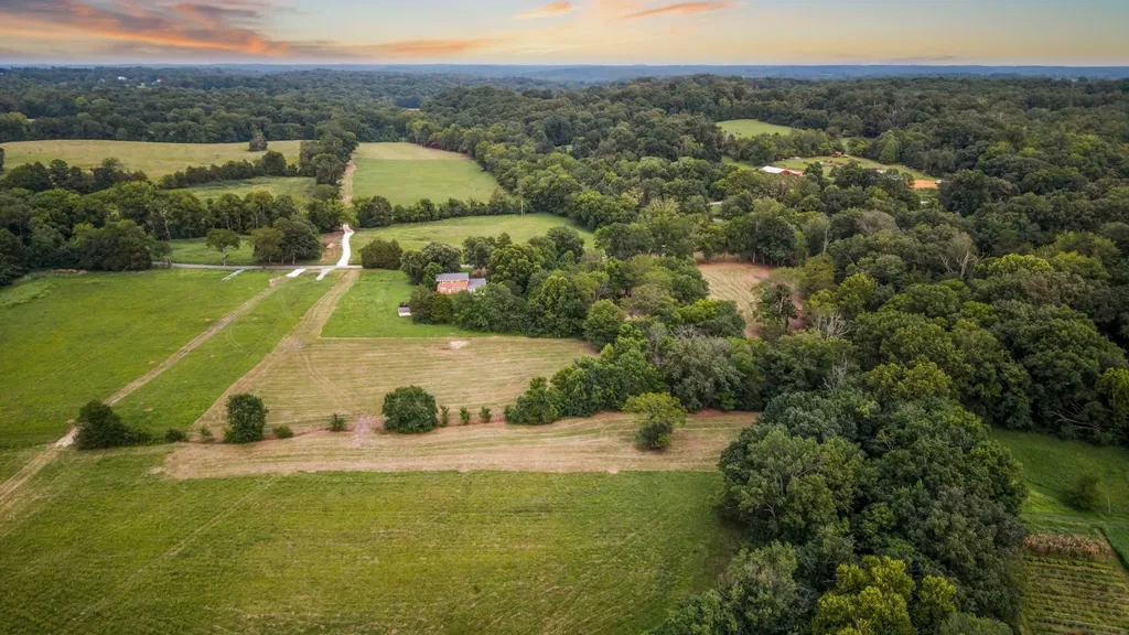 0 Columbia Road Dickson TN 37055