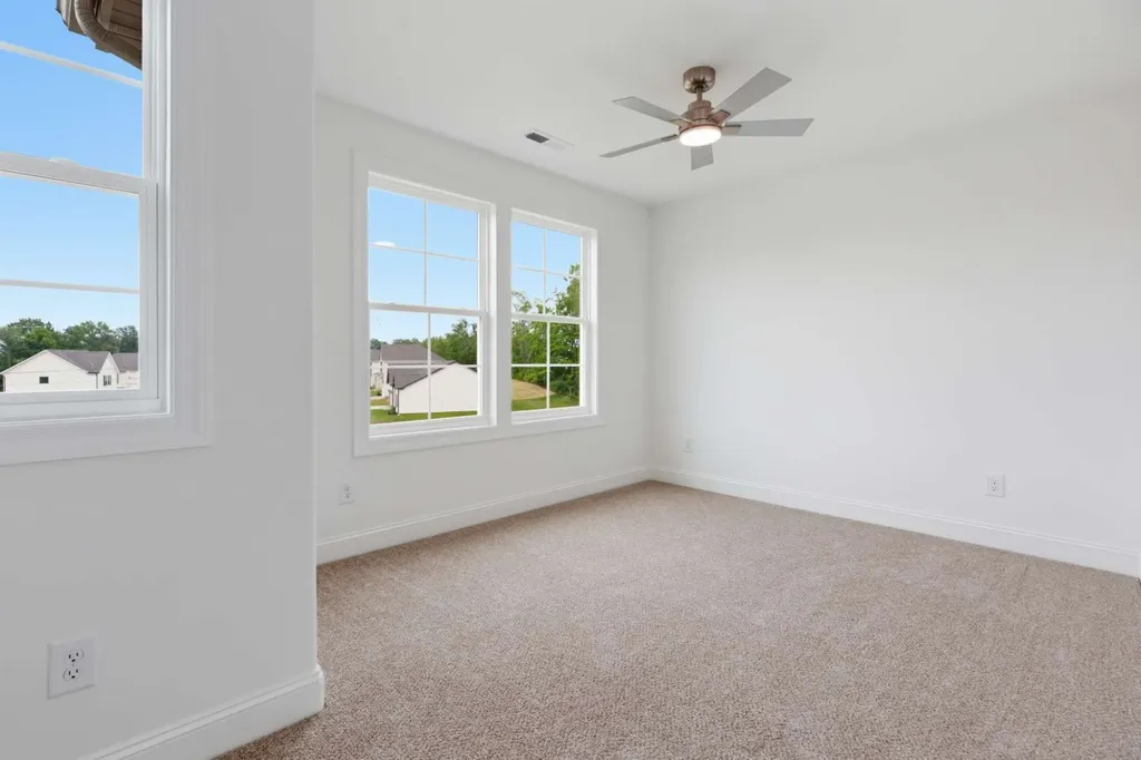 295 Spring Street La Vergne TN 37086