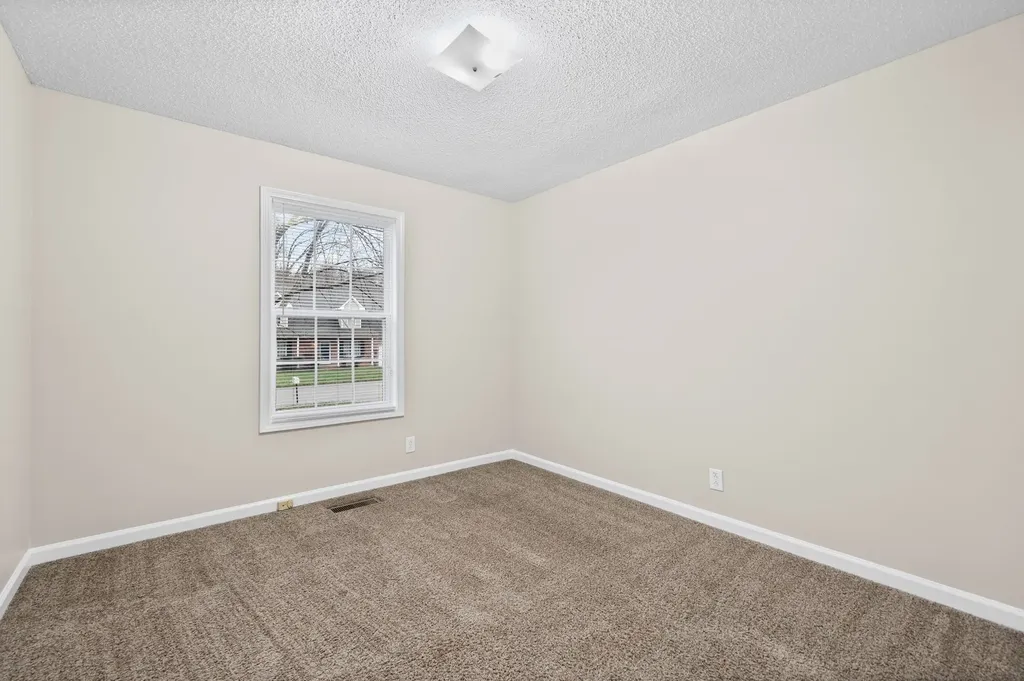 386 Brook Mead Drive Clarksville TN 37042