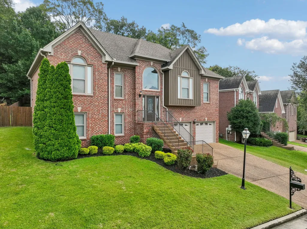 612 Bayhill Ct, N Hermitage TN 37076