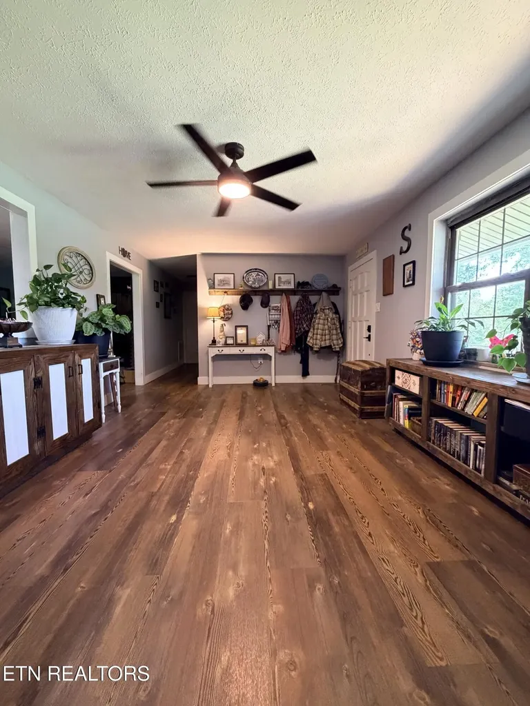 158 Daysville Road Rockwood TN 37854