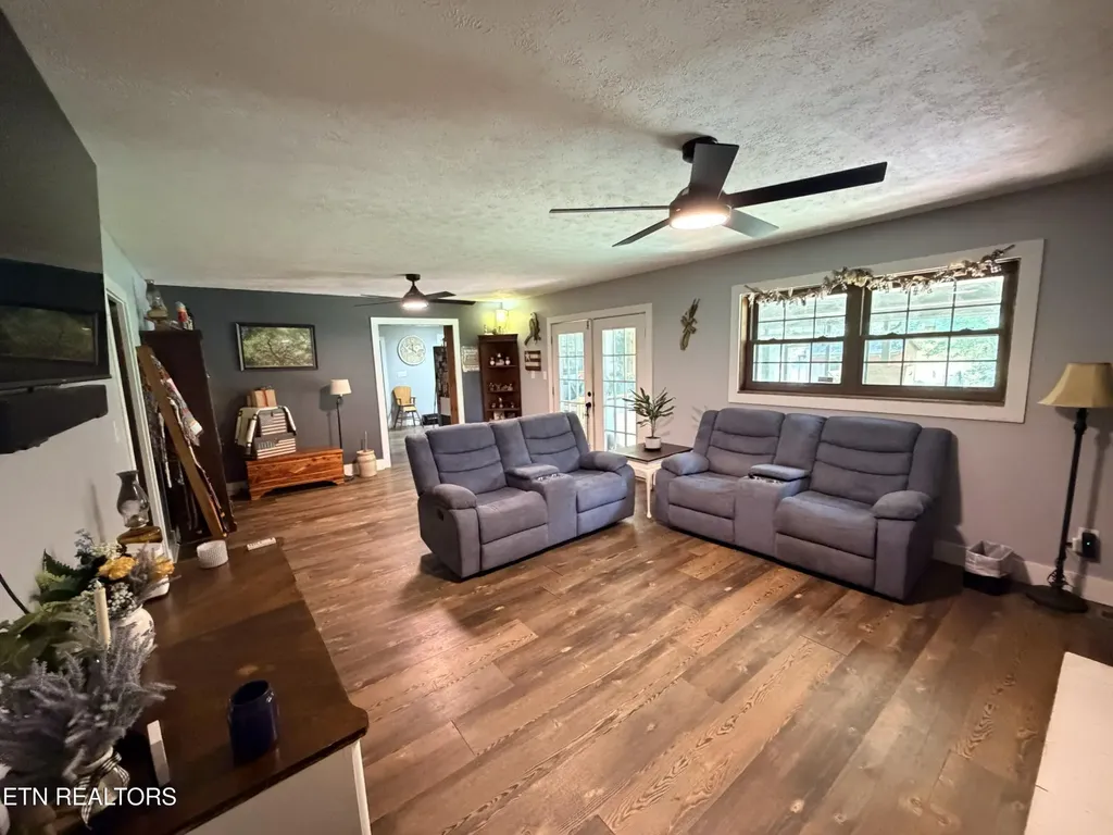 158 Daysville Road Rockwood TN 37854