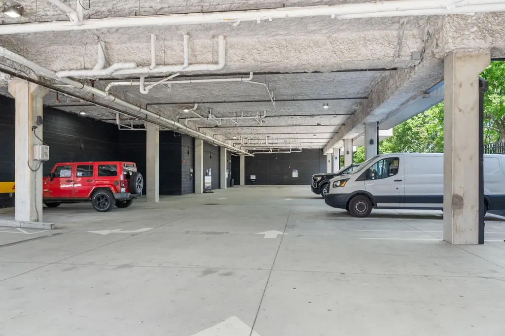 65 Lindsley Avenue Nashville TN 37210